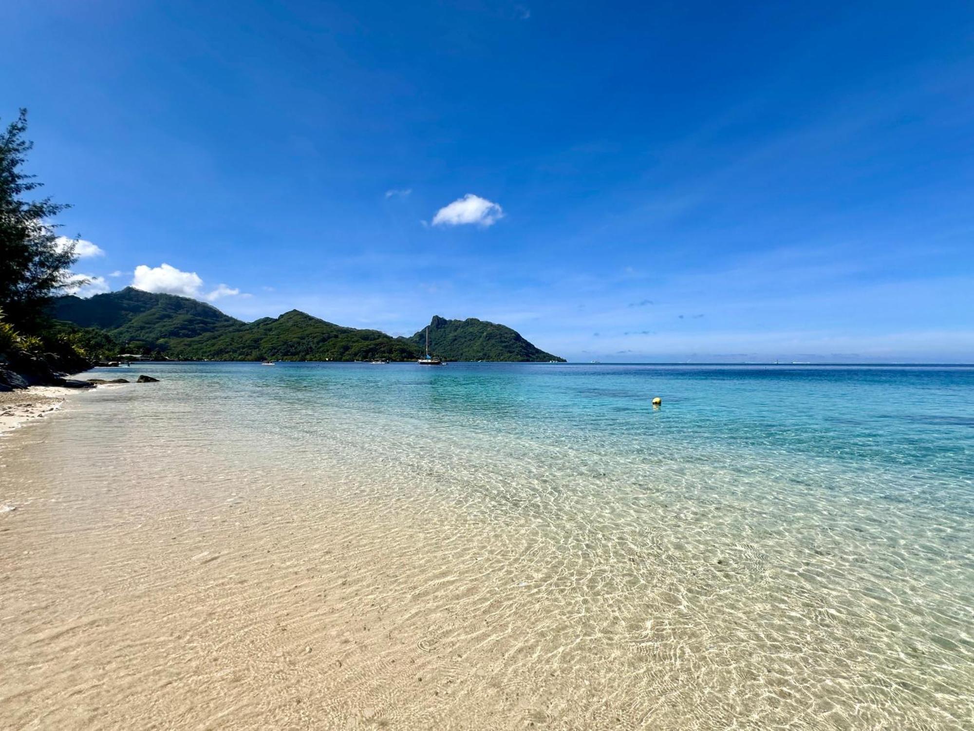 Meri Lodge Huahine « Room Of Marta » Fare Exterior photo